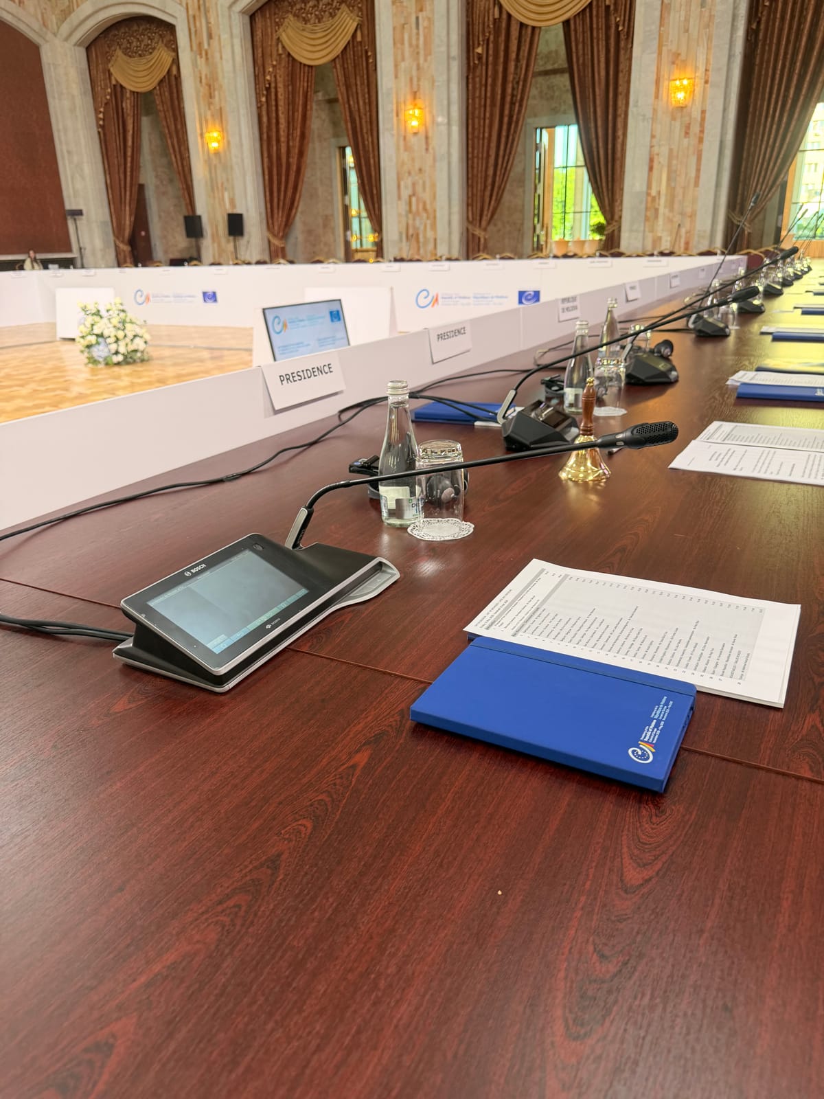 DICENTIS conference unit at the presidency table